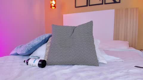 Snapshot of camille_lynn chatting on 12-15-24, 09:56 Camille Lynn online show from 12-15-24, 09:56