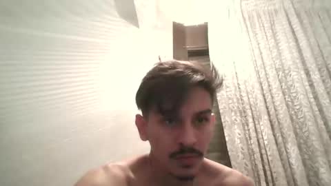 camilo0820 online show from 10-26-25, 12:16