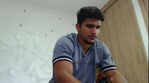 Snapshot of camilo_contre21 chatting on 10-24-25, 09:33 camilo_contre21 online show from 10-24-25, 09:33