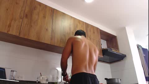 Snapshot of camilo_contre21 chatting on 11-20-25, 05:56 camilo_contre21 online show from 11-20-25, 05:56