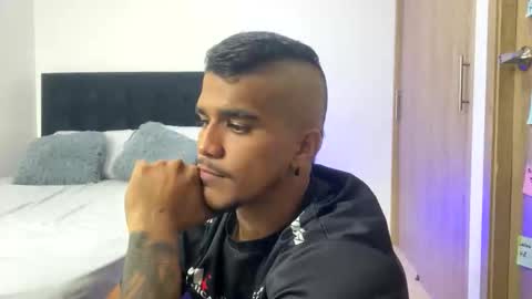 Snapshot of camilo_contre21 chatting on 01-15-26, 07:28 camilo_contre21 online show from 01-15-26, 07:28