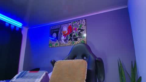 CAMILO  online show from 12-21-25, 01:18