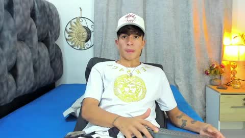 Camilo Bass online show from 04-10-26, 01:22