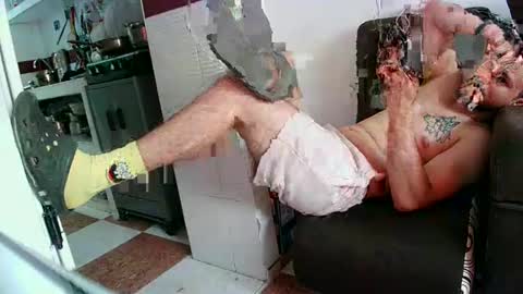 Camilo online show from 12-19-24, 07:18