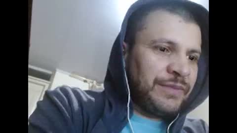 Snapshot of camiloking17 chatting on 01-15-25, 05:40 camilo online show from 01-15-25, 05:40