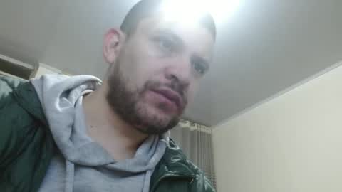 Snapshot of camiloking17 chatting on 01-24-25, 04:16 camilo online show from 01-24-25, 04:16