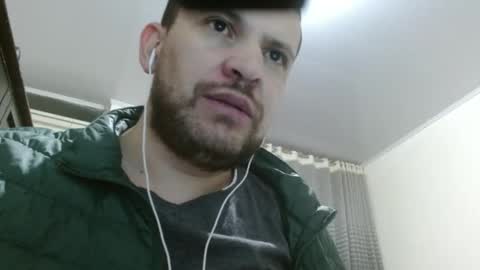 Snapshot of camiloking17 chatting on 01-28-25, 08:14 camilo online show from 01-28-25, 08:14