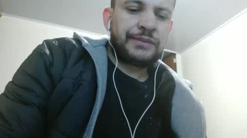 Snapshot of camiloking17 chatting on 02-13-25, 07:10 camilo online show from 02-13-25, 07:10