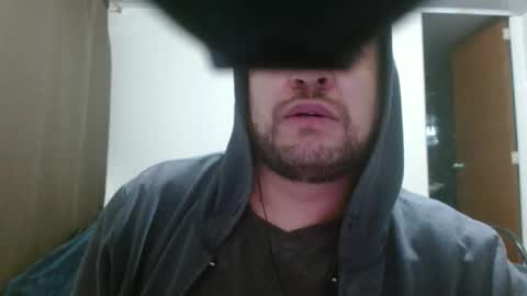 Snapshot of camiloking17 chatting on 02-10-26, 08:18 camilo online show from 02-10-26, 08:18