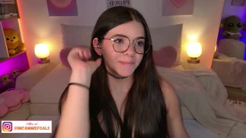 Snapshot of cammiefoalss chatting on 02-21-26, 08:54 Lets reach 200 thumbs up online show from 02-21-26, 08:54