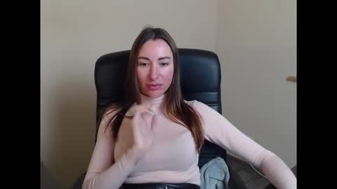 cammila horn online show from 02-10-26, 06:28