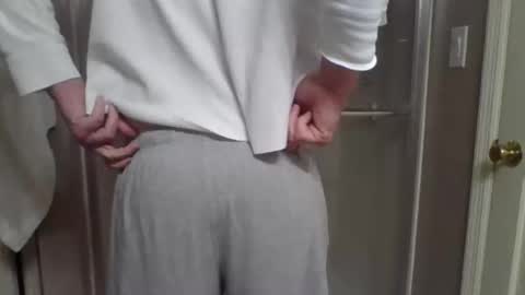 Snapshot of cammyman6900 chatting on 01-24-25, 04:59 cammyman6900 online show from 01-24-25, 04:59