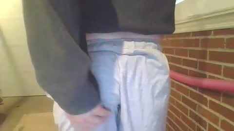 Snapshot of cammyman6900 chatting on 10-27-25, 01:26 cammyman6900 online show from 10-27-25, 01:26