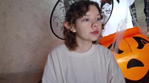 cammyrose_ online show from 10-24-25, 02:24