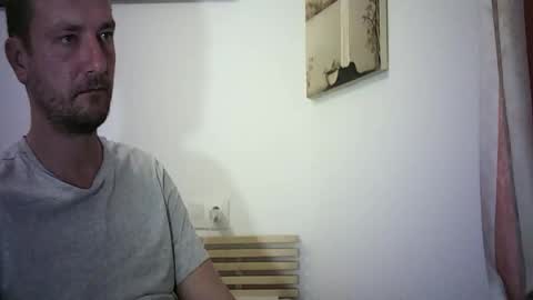 Mark online show from 12-05-25, 06:04