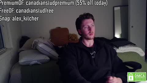 Snapshot of canadianstud18 chatting on 01-04-25, 04:23 Devon online show from 01-04-25, 04:23
