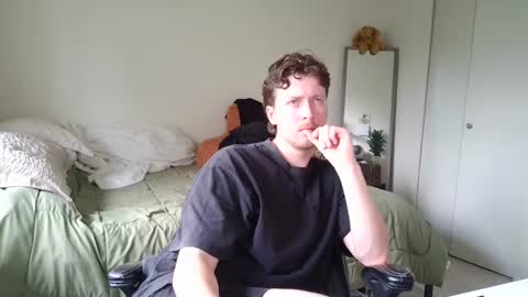 Snapshot of canadianstud18 chatting on 01-23-25, 05:52 Devon online show from 01-23-25, 05:52