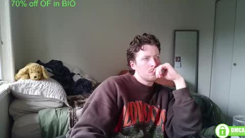 Snapshot of canadianstud18 chatting on 02-19-25, 12:57 Devon online show from 02-19-25, 12:57