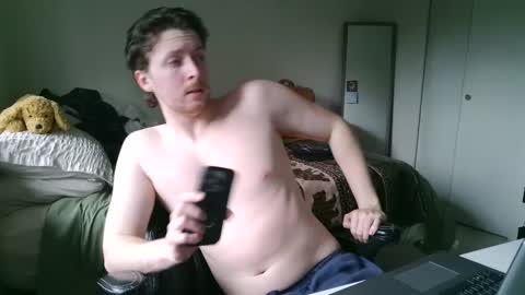 Snapshot of canadianstud18 chatting on 02-19-25, 06:00 Devon online show from 02-19-25, 06:00