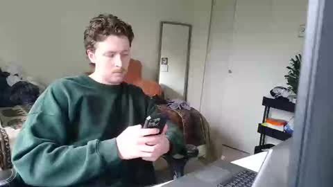 Snapshot of canadianstud18 chatting on 02-19-25, 09:25 Devon online show from 02-19-25, 09:25