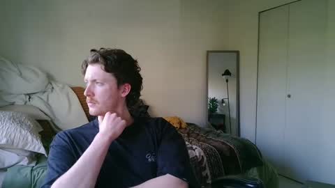 Snapshot of canadianstud18 chatting on 03-01-25, 12:07 Devon online show from 03-01-25, 12:07