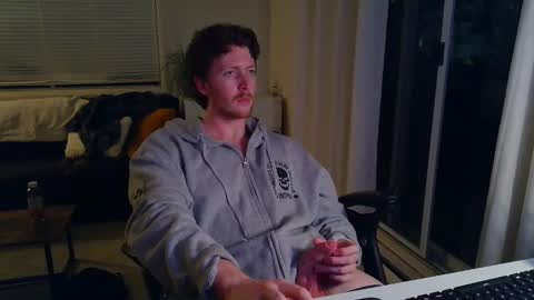 Snapshot of canadianstud18 chatting on 03-04-25, 06:04 Devon online show from 03-04-25, 06:04