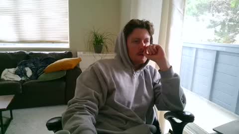 Snapshot of canadianstud18 chatting on 03-12-25, 11:01 Devon online show from 03-12-25, 11:01