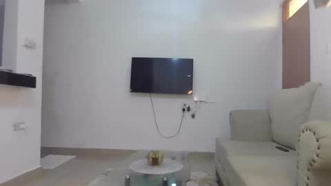 Canah online show from 01-14-25, 05:19