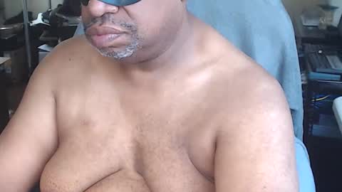 Snapshot of candc1987 chatting on 10-22-25, 04:40 jody1990 online show from 10-22-25, 04:40