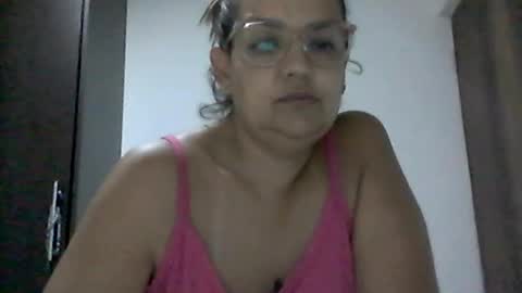 Snapshot of candela_blueberry chatting on 08-04-26, 06:54 candela_blueberry online show from 08-04-26, 06:54