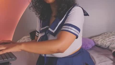 Candela  online show from 01-12-26, 01:38