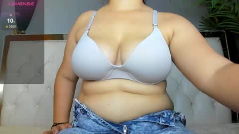 Candy  online show from 11-05-25, 12:38