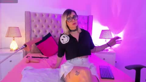 Candie  online show from 10-14-25, 12:50