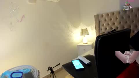 Candie  online show from 10-30-25, 11:11