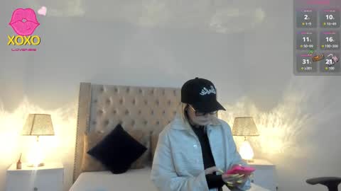 Candie  online show from 11-11-25, 11:10