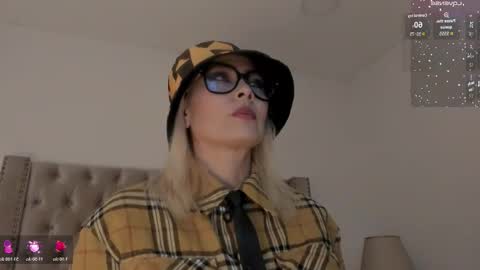 Candie  online show from 02-02-26, 12:15