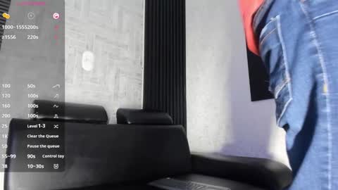 candresruiz online show from 10-25-25, 11:40