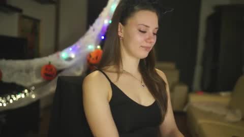 Snapshot of candy__storm chatting on 10-28-25, 08:22 Candy Storm online show from 10-28-25, 08:22