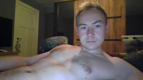 candy_boy_xoxo online show from 10-21-25, 04:08