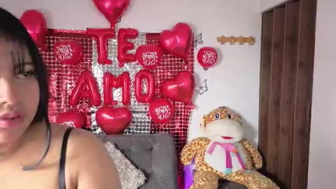 Snapshot of candy_chloe02 chatting on 02-14-26, 11:18 Im ChloeJoin The Fan Club online show from 02-14-26, 11:18