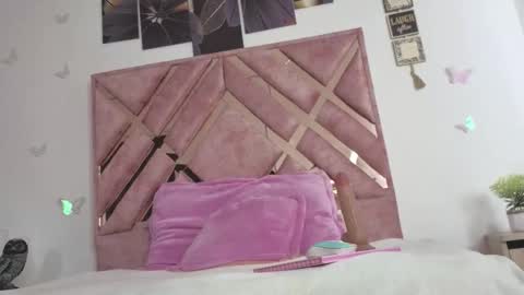 Snapshot of candy_chloe02 chatting on 02-25-26, 06:56 Im ChloeJoin The Fan Club online show from 02-25-26, 06:56