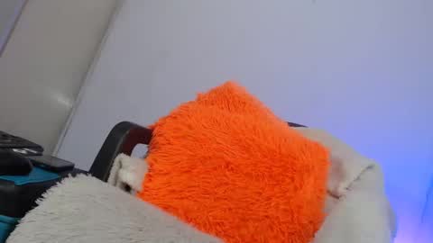 Snapshot of candy_cumyy1 chatting on 12-03-24, 11:33 candy_cumyy1 online show from 12-03-24, 11:33