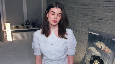 Flora online show from 01-29-25, 07:00