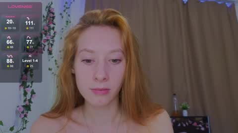 Snapshot of candy_flosse chatting on 09-24-25, 08:28 candy_flosse online show from 09-24-25, 08:28