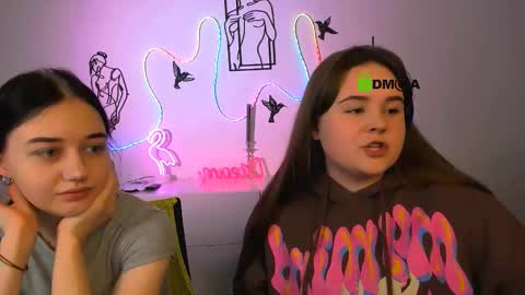 Snapshot of candy_flossie1 chatting on 12-18-25, 06:08 candy flossie1 online show from 12-18-25, 06:08