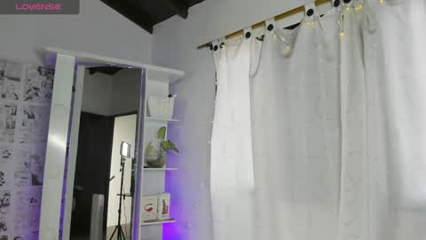 Nickol online show from 01-28-25, 10:01