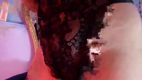 Snapshot of candy_hotlx chatting on 12-13-24, 03:27 candy_hotlx online show from 12-13-24, 03:27