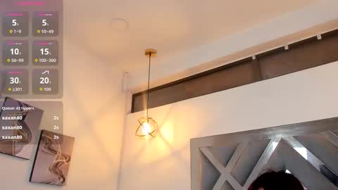 Candy hot online show from 10-23-25, 09:24