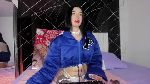 Leila  online show from 11-21-25, 04:11