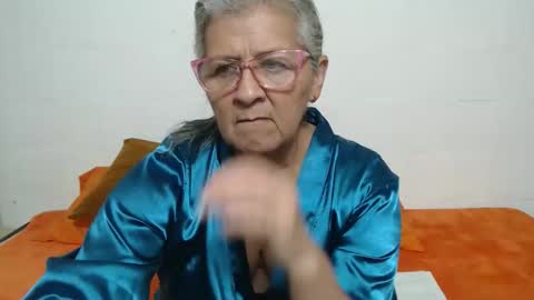 candy online show from 01-11-26, 07:52